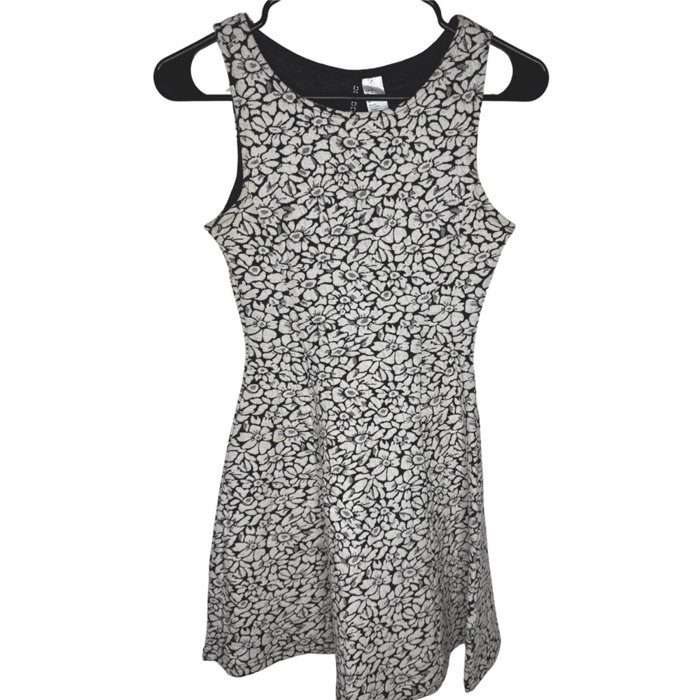 H&M FLORAL DRESS - Picture 1 of 3